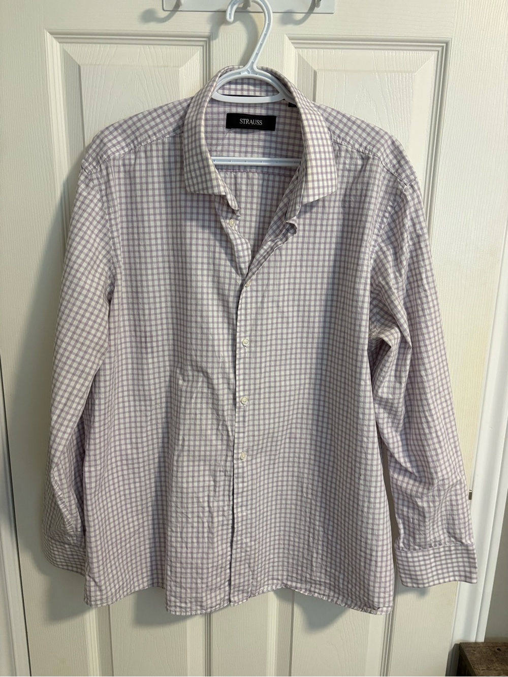 Strauss Men’s Blue/Red Check Long-Sleeve Button-Down Shirt